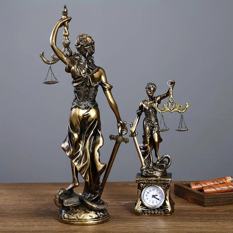 Lady Of Justice Statue Lady Ju - огляд і ціна Model Kit Judge