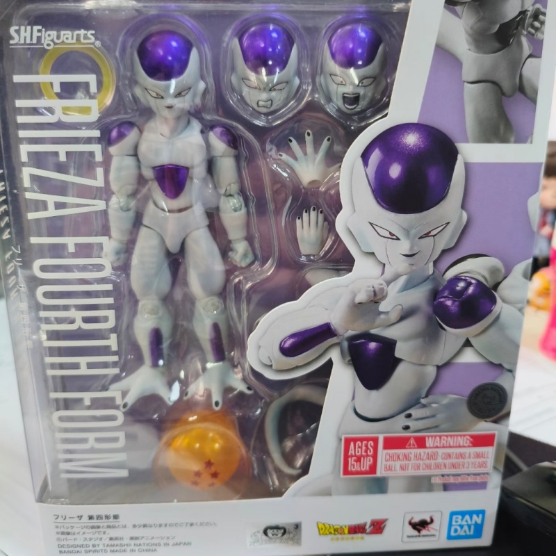Bandai S.H.Figuarts SHF Dragon - огляд і ціна Model Kit Frieza