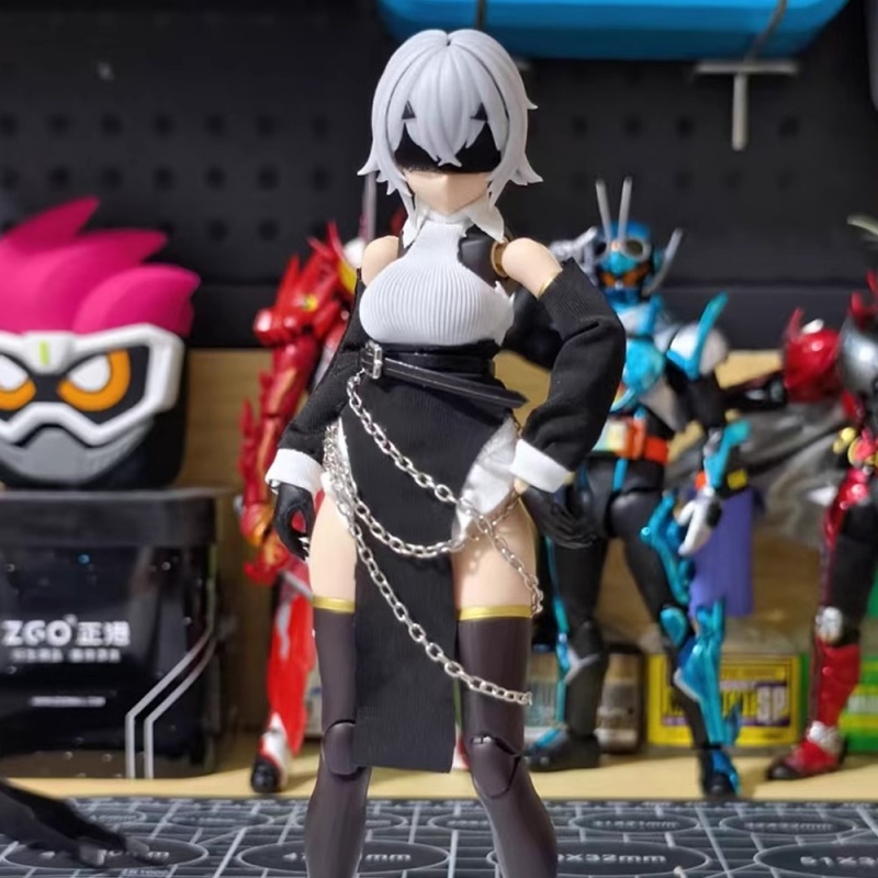 1/12 Scale Colored Off Shoulde - огляд і ціна Model Kit For Girls
